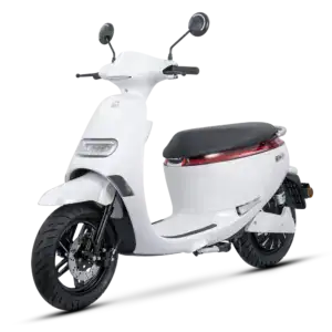 Modern white electric scooter with sleek design, ideal for urban commuting and eco-friendly transportation solutions.